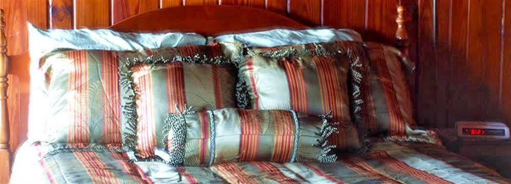 Amelia Oceanfront Bed And Breakfast เฟอร์นันดินาบีช ภายนอก รูปภาพ